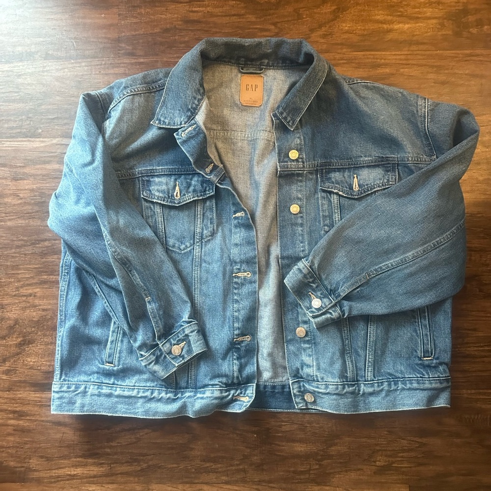 GAP Women’s Blue Denim Jacket